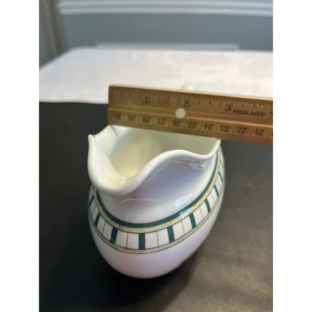 Lenox Summer Terrace Pattern Flowers Gravy Boat Made in Brazil